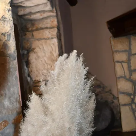 Mali Golji